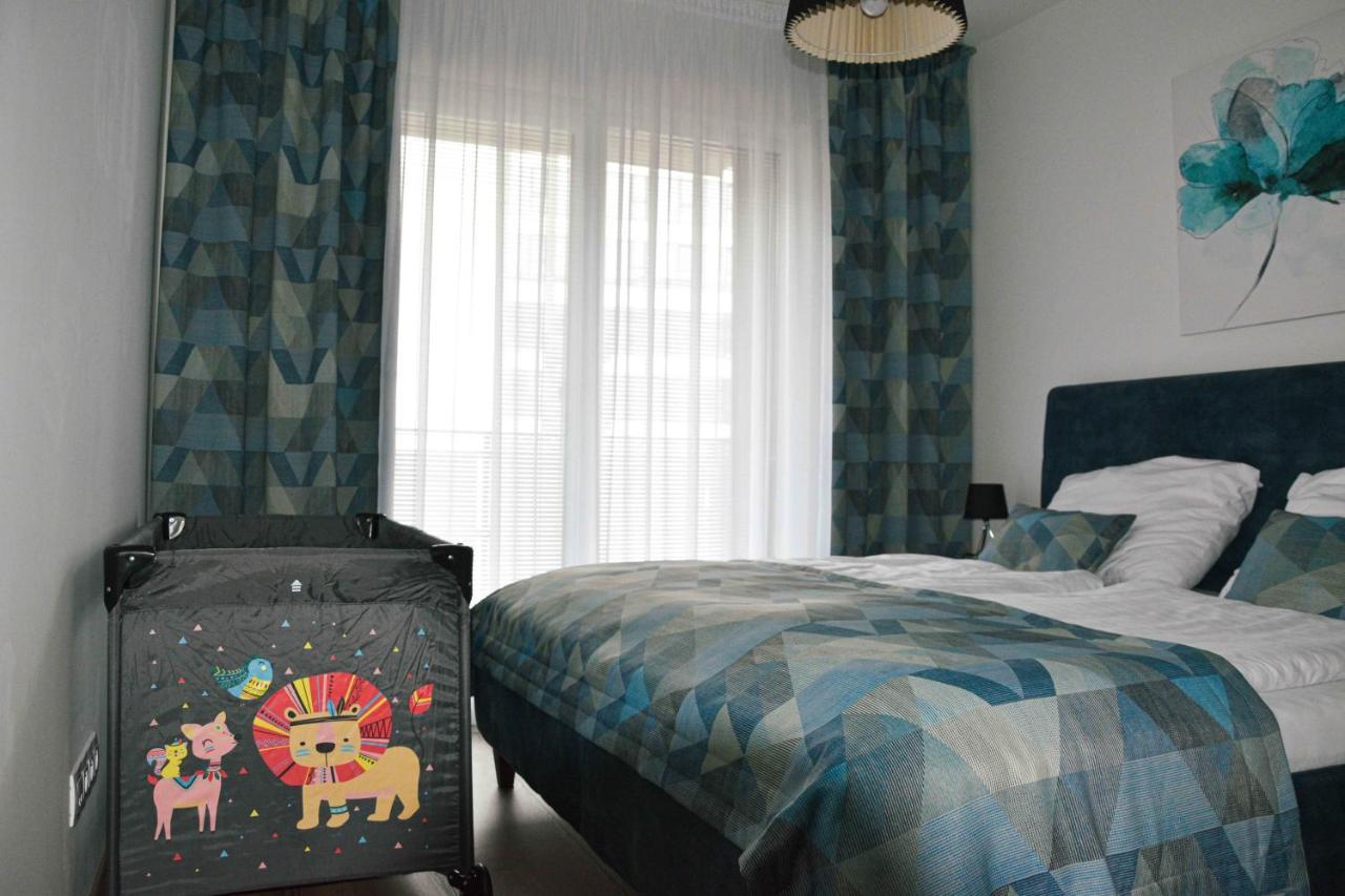Taban Halifax Apartment - City Center & Free Parking Nitra Exterior foto